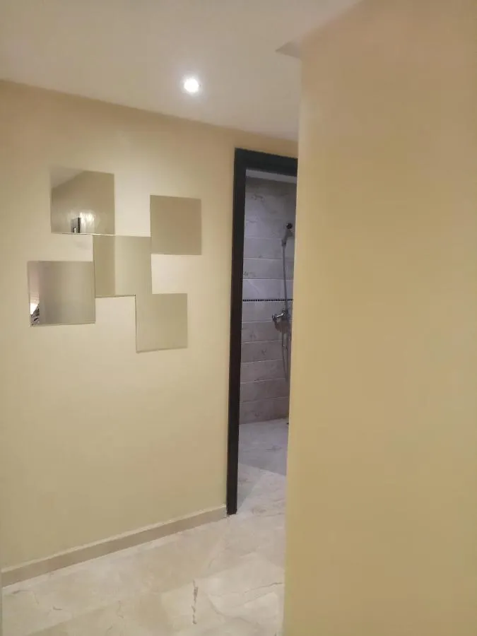 Apartment With Terrace Касабланка