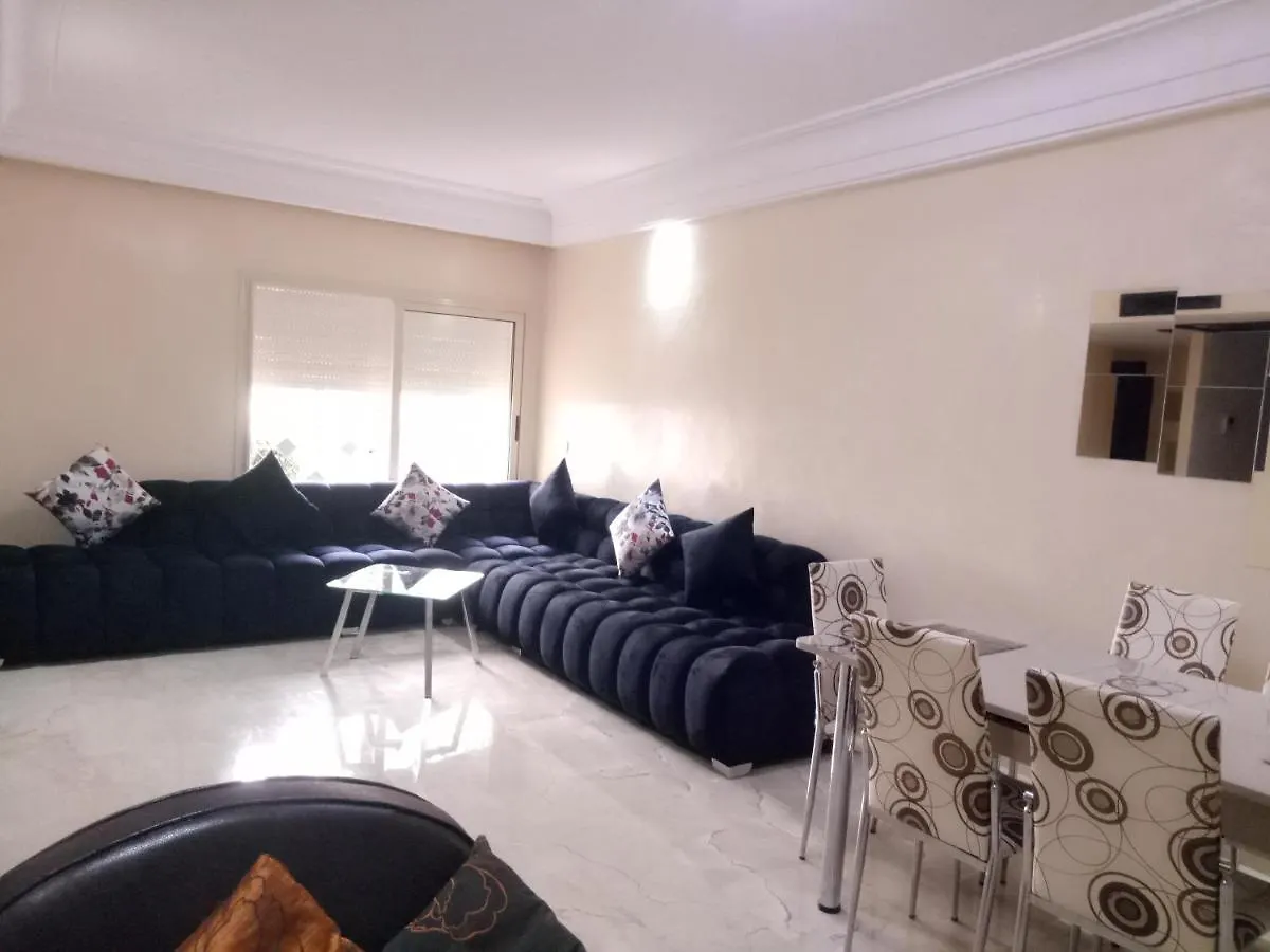 Apartment With Terrace Касабланка