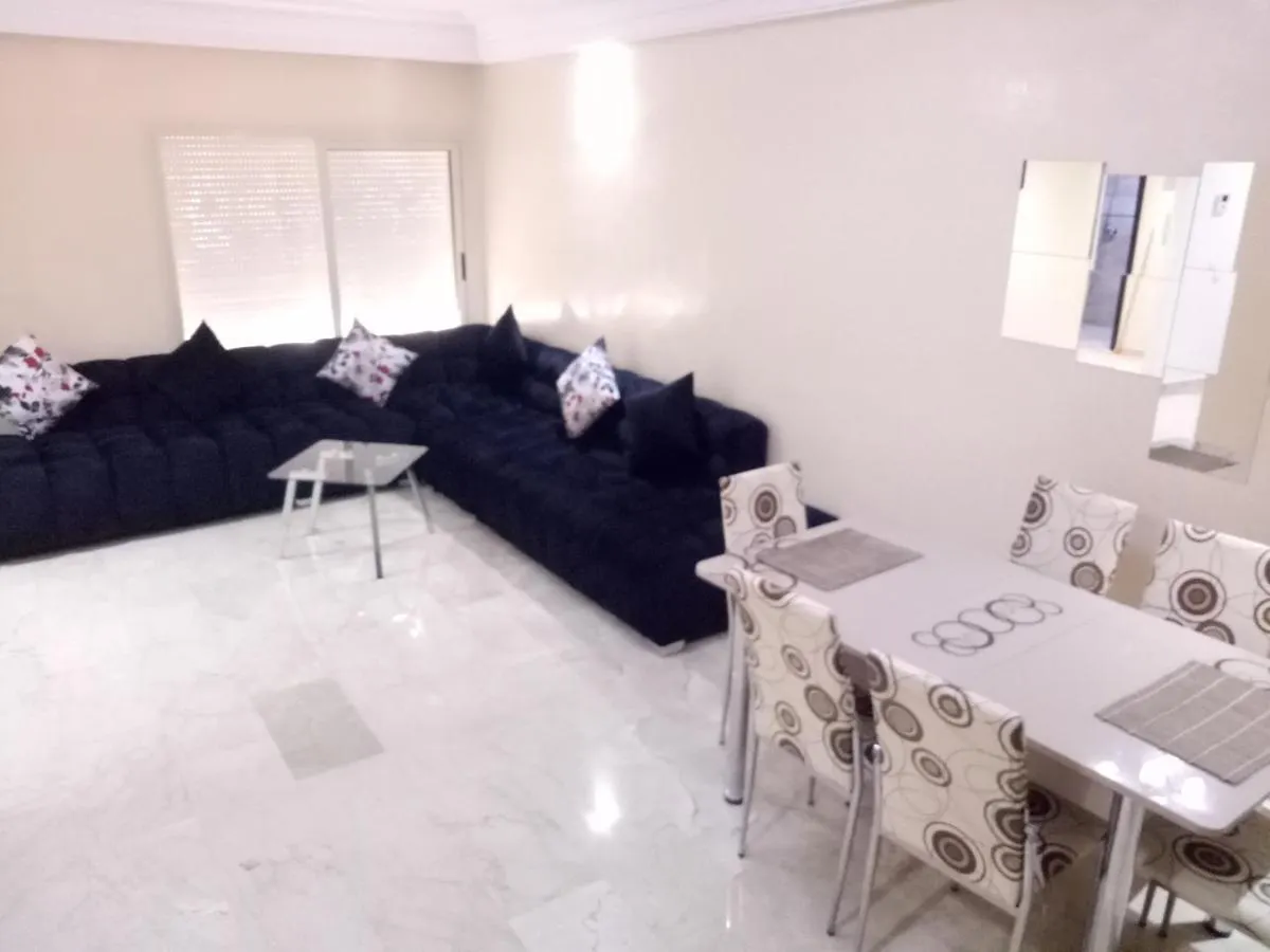 Apartment With Terrace Касабланка