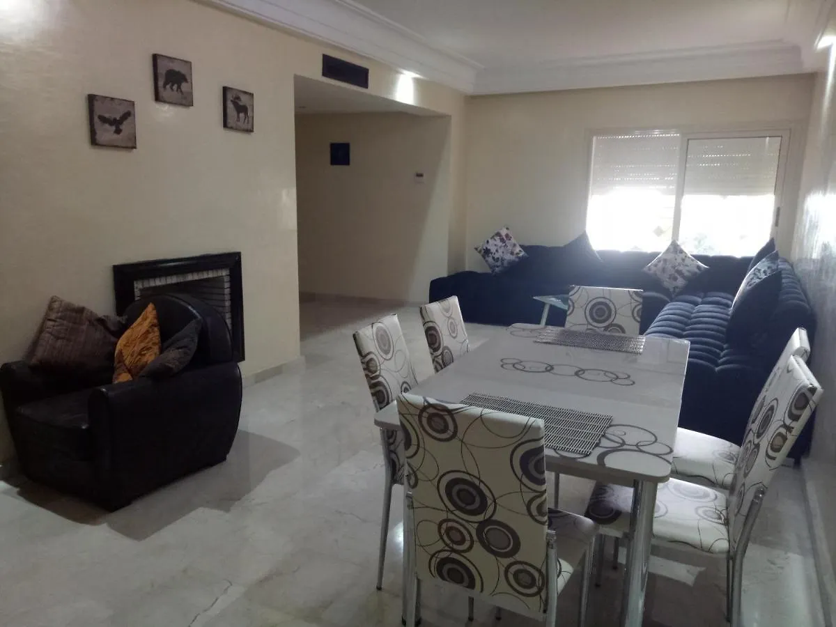 Apartment With Terrace Касабланка